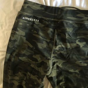 Alphalete Pants - Alphalete camo premium jogger Alphalete Pants - Alphalete camo premium jogger